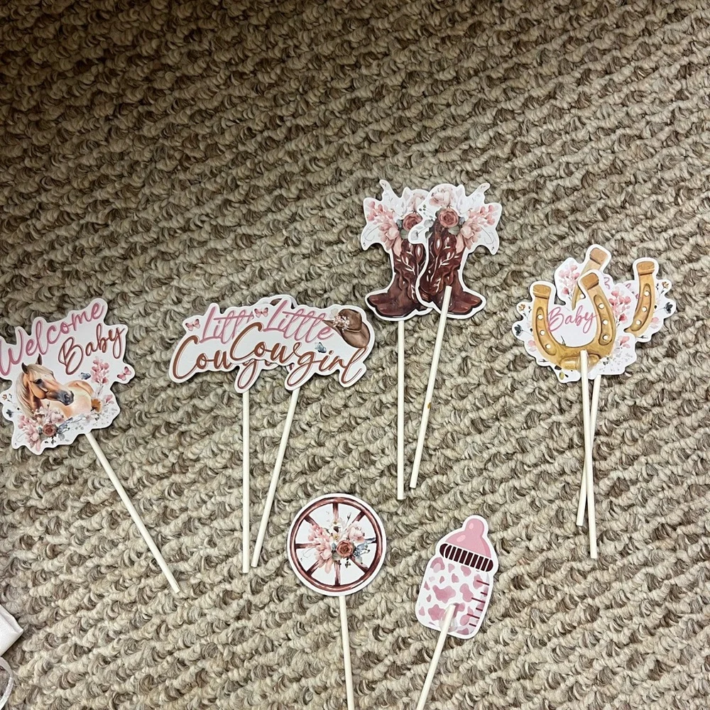 Charming Cowgirl Party Decoration Set - Pink, White, and Gold